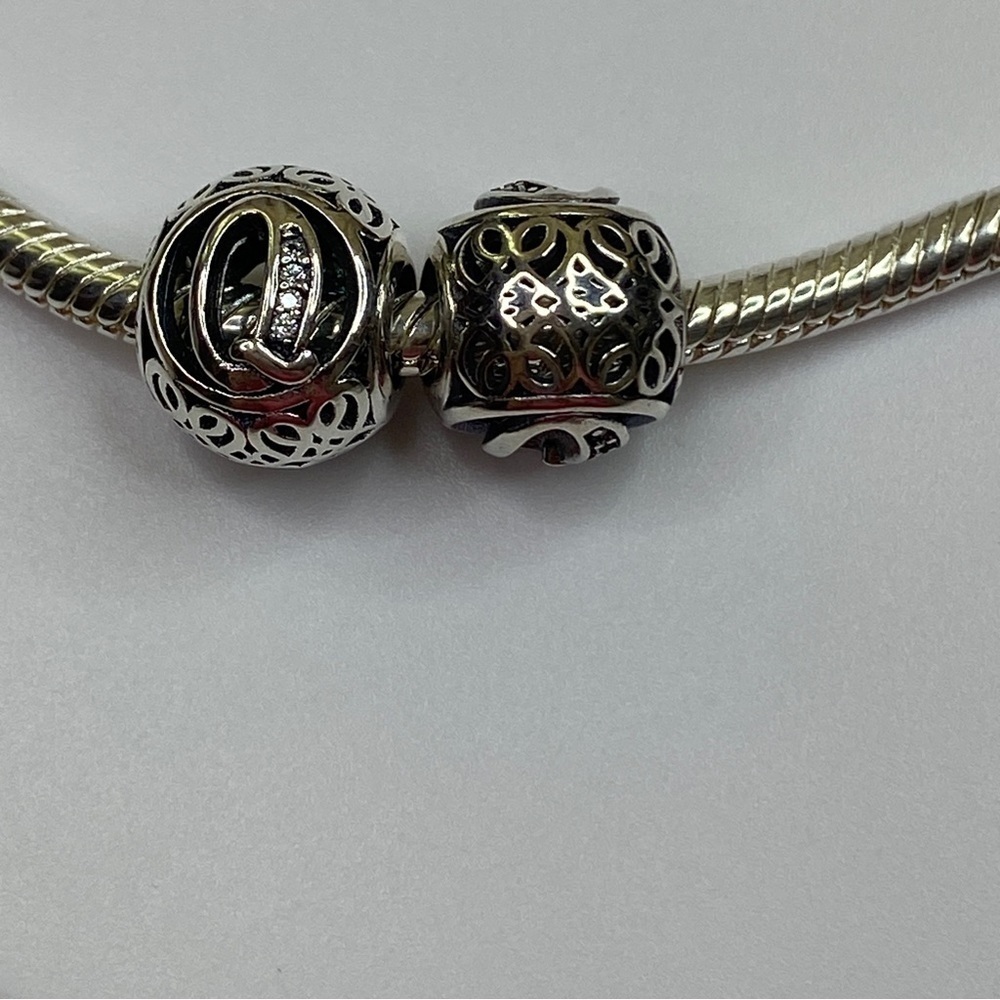 Sterling Silver Vintage Letter Q Charm